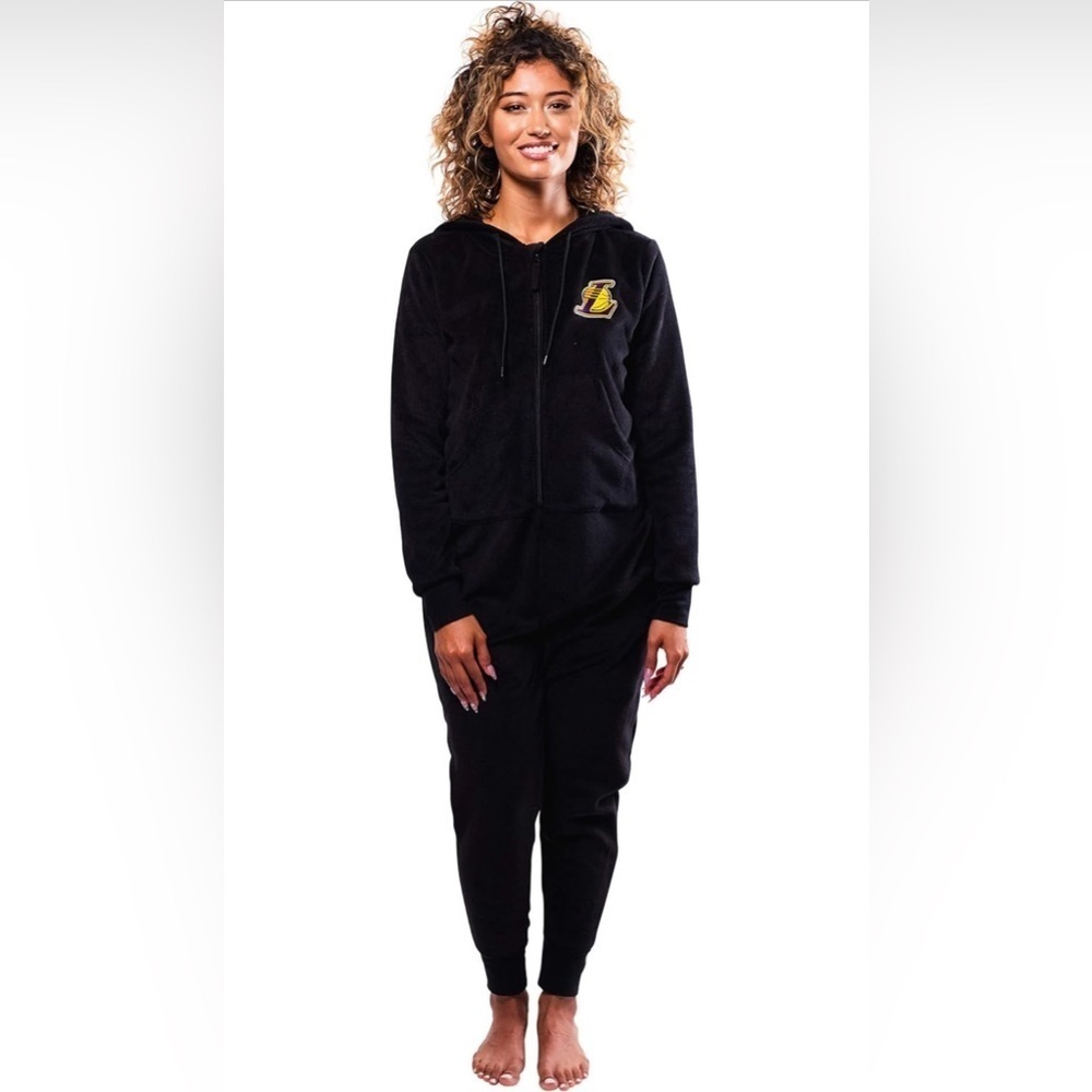 NWT- LA Lakers Women's Super Soft Fleece Hooded Pajama Onesie